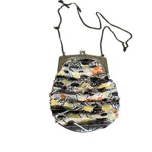 Miss Albright by Anthropologie-Vintage Feel-Kiss Lock-Shoulder Chain-Ruffles